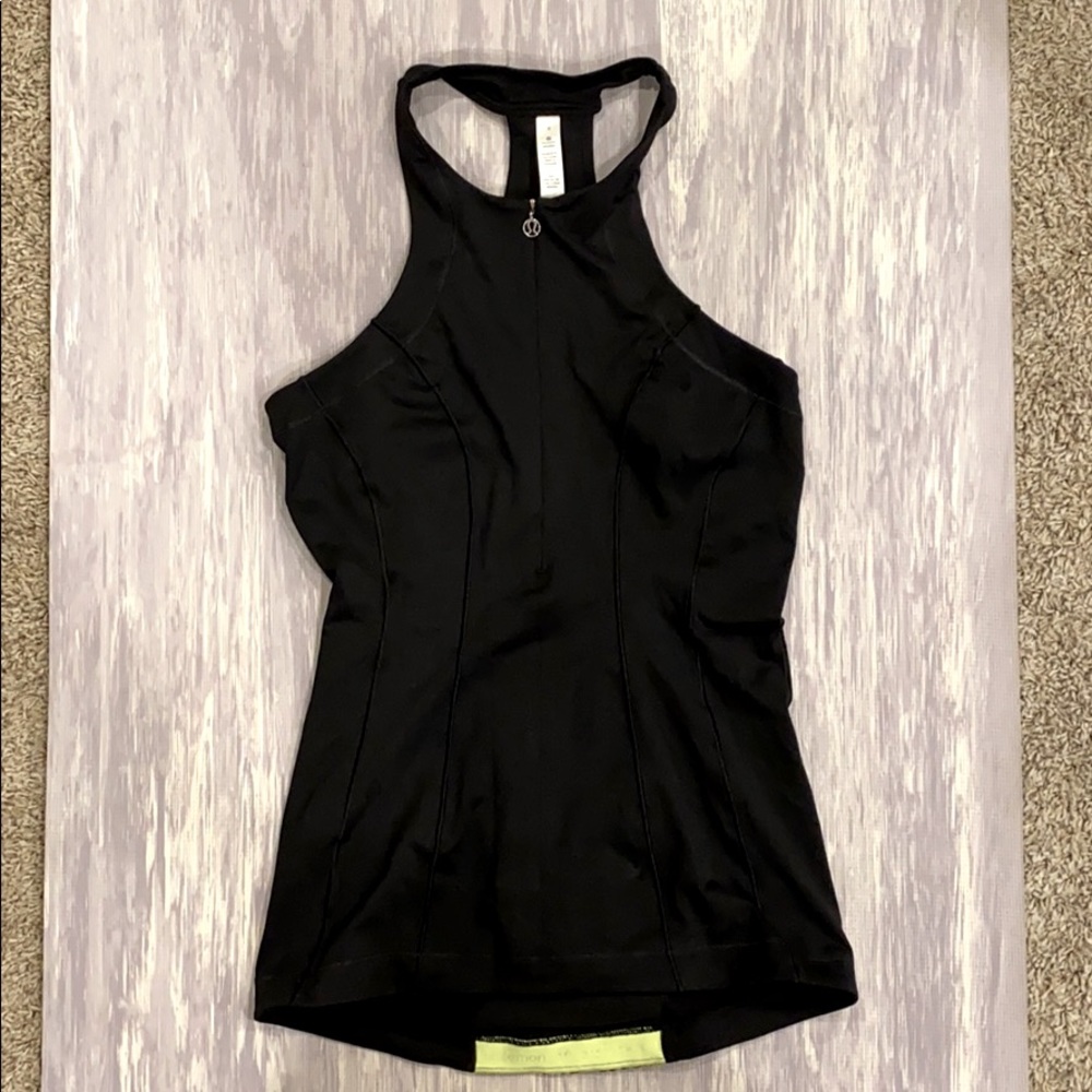 NWT Lululemon Women’s Cycling Top Sz 6.